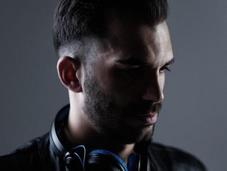 Angelo Frezza: arriva This House (prodotta Luca Debonaire)