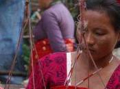Nepal: paese economia bilico