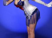 Facebook cancella ingiustamente Lada Redstar artista internazionale burlesque