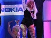 VIDEO: Nicki Minaj alle vendite Nokia Lumia America