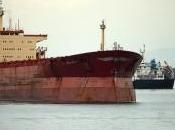 Grande Taranto: continua sversamento petrolio