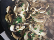Funghi trifolati scaloppine funghi Mushrooms “trifolati” Escaloppes with
