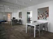 Interno minimale "accenti" colore