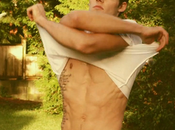 Carly Jepsen Call Maybe giardiniere prestante