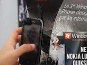 Nokia Lumia griffa essere alla moda Quiksilver