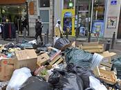 Foto giorno ottobre 2010 l'immondizia blocca anche marsiglia