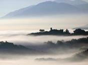 TRENTODOC: nebbia sulle Alpi