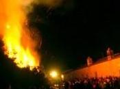 Muore carbonizzata rogo della abitazione Salvi marito figli