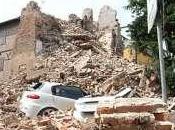 Terremoto, selezione socio-economica feroce: sisma solo accelerato politiche darwiniste Berlusconi Monti
