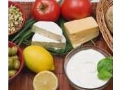 Olio, pane, pesce, yogurt… dieci regole della dieta mediterrane