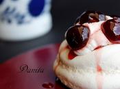 Mini pavlova alle amarene