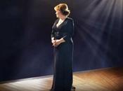 Susan Boyle: cantante novembre omaggia Broadway “Standing Ovation”