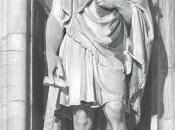 L'effigie Donnino sulle guglie Duomo Milano