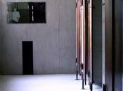 Legnano Istituto Professionale Enaip Studente chiuso bagno butta dalla finestra