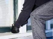 “Max’s Disco Pub” Rubano incasso slot-machine cambia-banconote