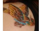 Tatuaggi colorati, laser cancella elimina rischi