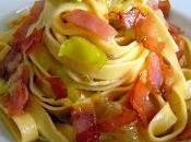 Tagliatelle ceci sugo porri speck