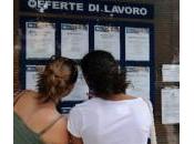 Lavoro: diminuisce tasso disoccupati, giovani