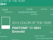 Pantone 17-5641 Emerald