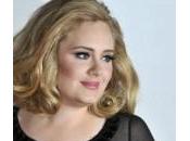 Adele torna pubblico Golden Globes dopo nascita figlio