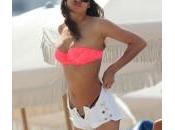 Irina Shayk spiaggia Miami senza Cristiano Ronaldo