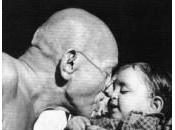 Gandhi, storia “grande anima”