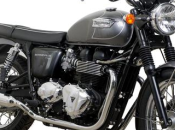 Triumph inaugura stagione Special Edition Bonneville Speed Triple