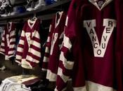 Vancouver, Canucks omaggiano Millionaires