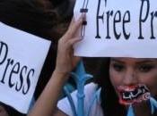 Pianeta mondo /Stampa libera 2012 Segno negativo