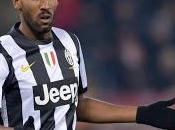Anelka salta Pescara-Juventus, problemi familiari francese