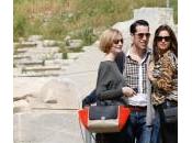 Irina Shayk visita l’Acropoli Atene: viaggio bello della vita”