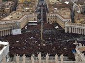 Cresce numero cattolici sacerdoti mondo