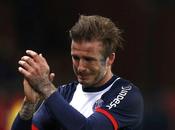 David Beckham lacrime ultimo match, Victoria impassibile video foto
