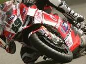 Superbike, Donington: pista bagnata durante prime sessioni prove qualifiche accolto Team Ducati Alstare