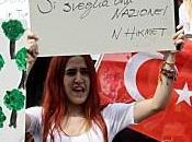 Muore albero, sveglia nazione