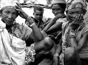 Botswana Pericolo scampato Boscimani ma... fino quando?