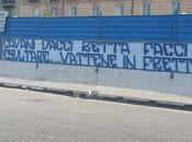 Striscioni contro Cavani ennesima strategia Laurentiis