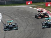 Mercedes chiede provare nuove gomme Silverstone