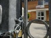 concetto semplice: paga dipendenti criminale.