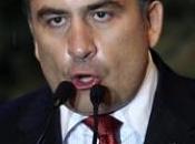 GEORGIA: stringe cerchio intorno presidente Saakashvili
