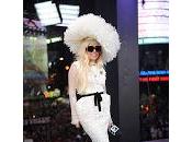 Lady Gaga agli Video Music Awards 2013, agosto diretta (DTT