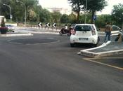 rotonda sistemare, cittadino segnala, Comune invece sistemare smantella. l'area diventa bivacco sosta selvaggia