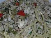 Spaghetti pesto seppioline olive verdi