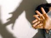 Tunisino minorenne tenta violentare turista tredicenne