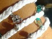 Bracciale bianco verde, collanina pendenti azzurro collana-gufo