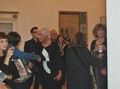 Allusioni fotografiche -giovanni gastel interpreta abiti chiara boni