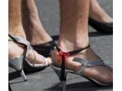 Canada, uomini tacchi spillo dire basta alla violenza sulle donne