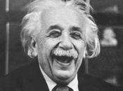 Mara Carfagna cita Einstein dire Silvio grande mente. nell'aria virus strano, questo paese normale