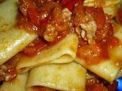 Paccheri peperonata salsiccia