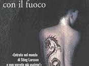 ragazza giocava fuoco [Londra]